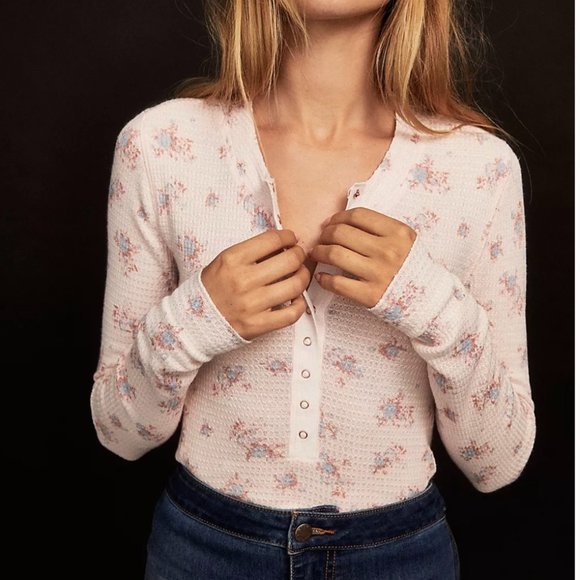 Free People Intimately One Of The Girls Printed Henley Light Pink Combo - Picture 2 of 7